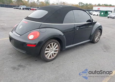 2010 Volkswagen New Beetle 2.5L from USA, damaged, VIN 3VWRW3AL7AM002890